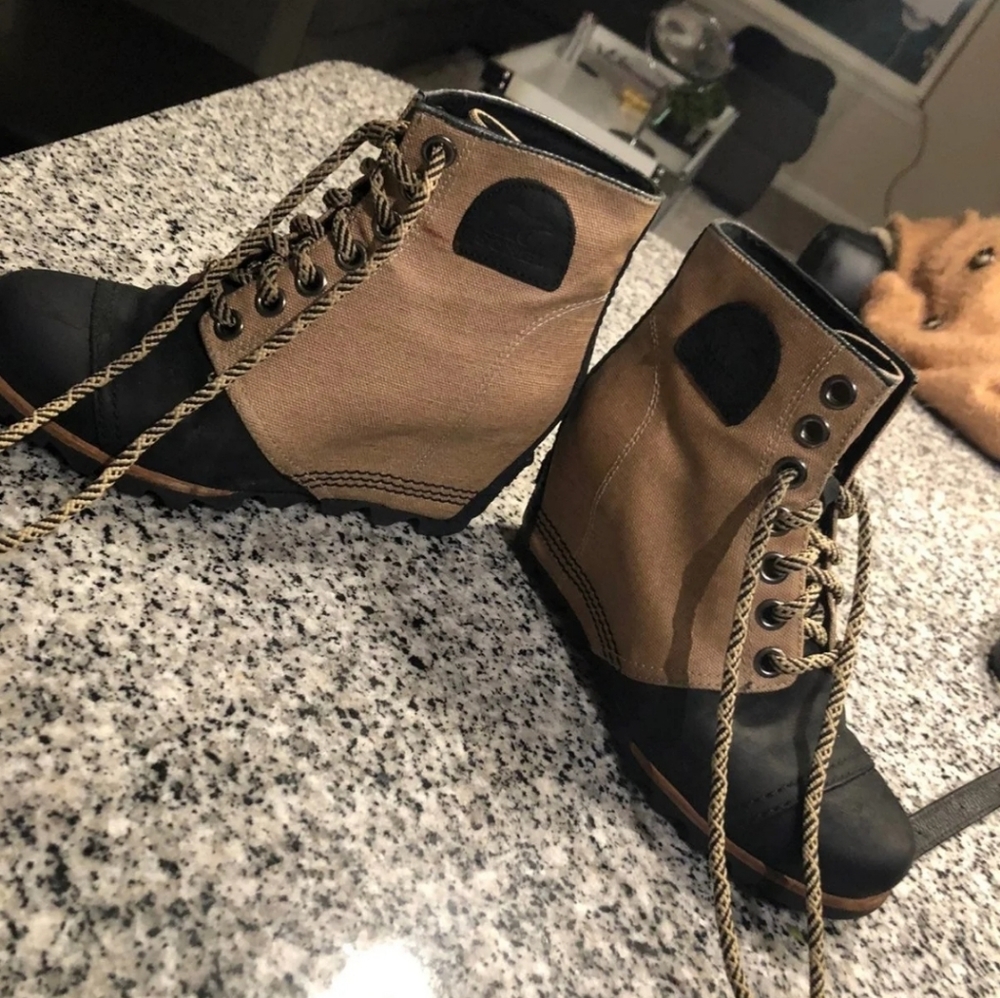 Sorel Lexie Wedge Boots 7 Joan of Arctic